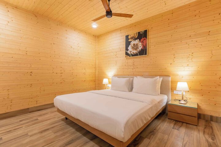 Room 7 of 26