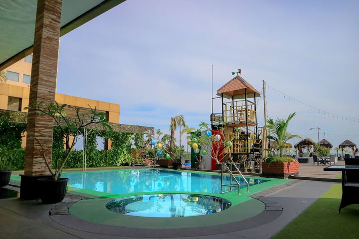 Children's play area - outdoor