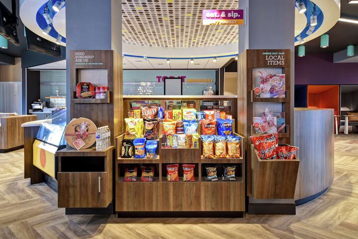 Snack bar
