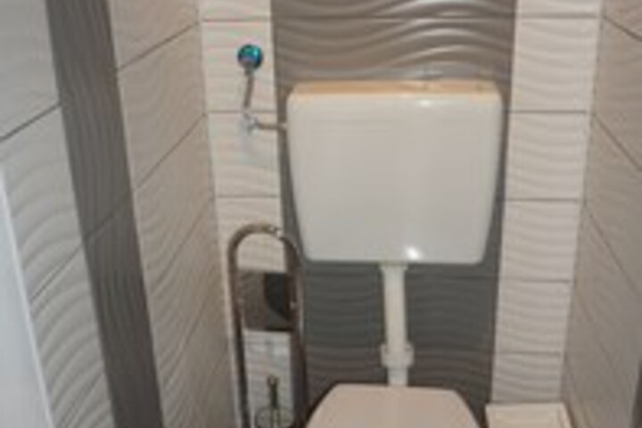 Room 3 of 22