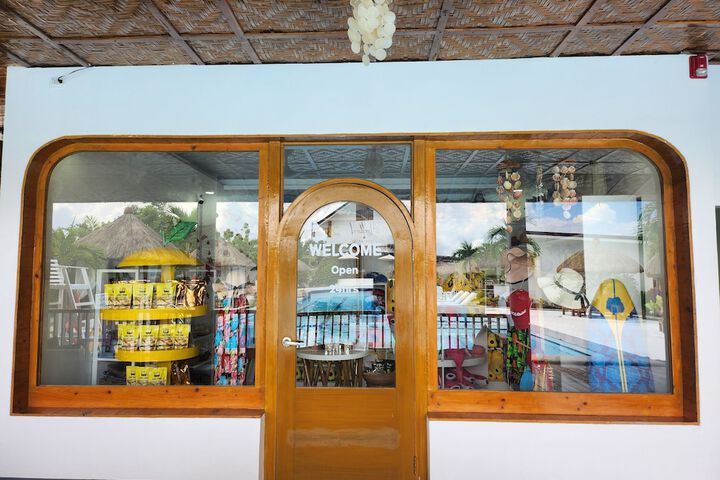 Gift Shop 41 of 62