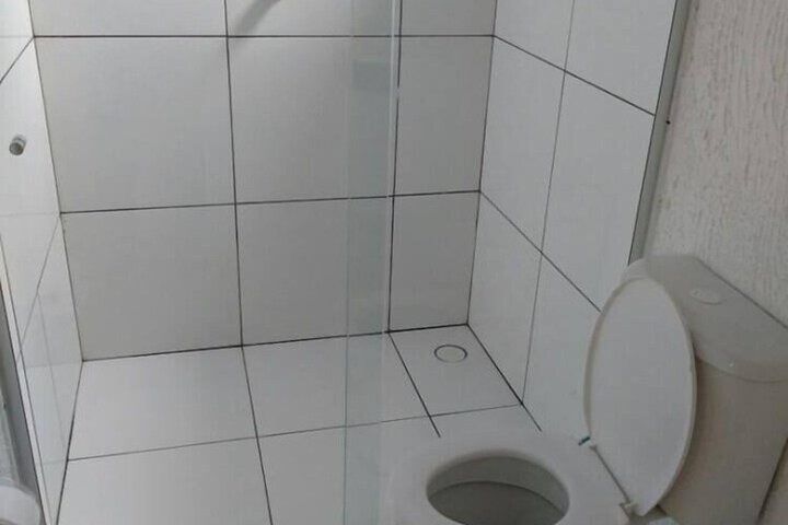Room 9 of 48
