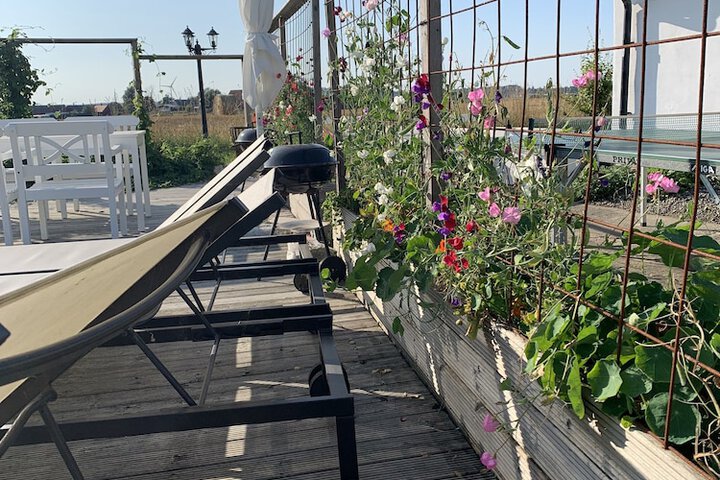 Sundeck 95 of 112