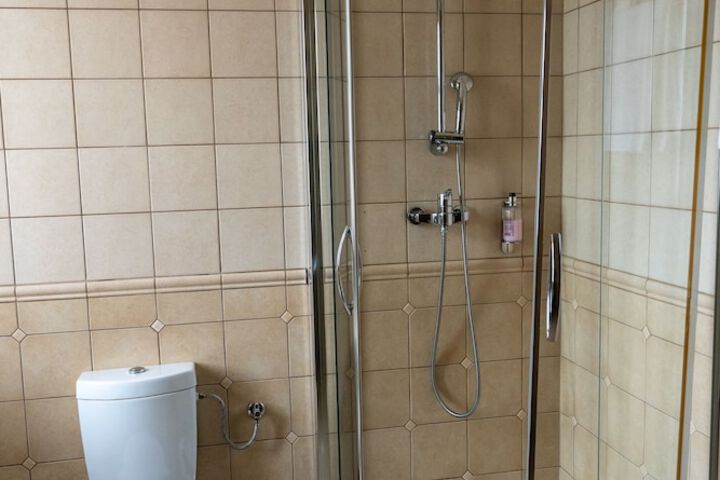 Room 75 of 130