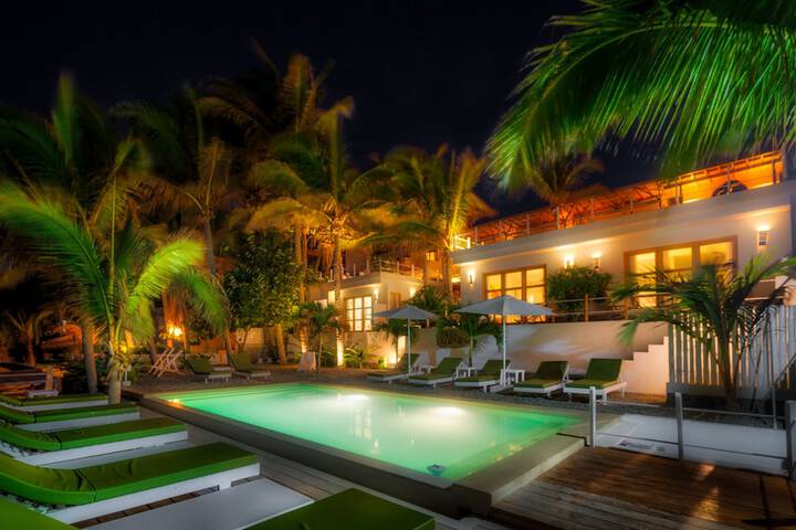 Pool 34 of 58
