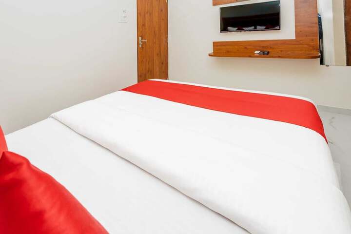 Room 20 of 42
