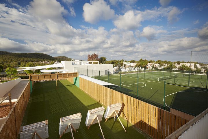 Sport court