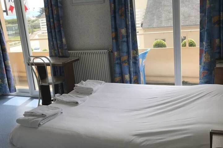 Room 7 of 116