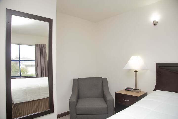 Room 15 of 40
