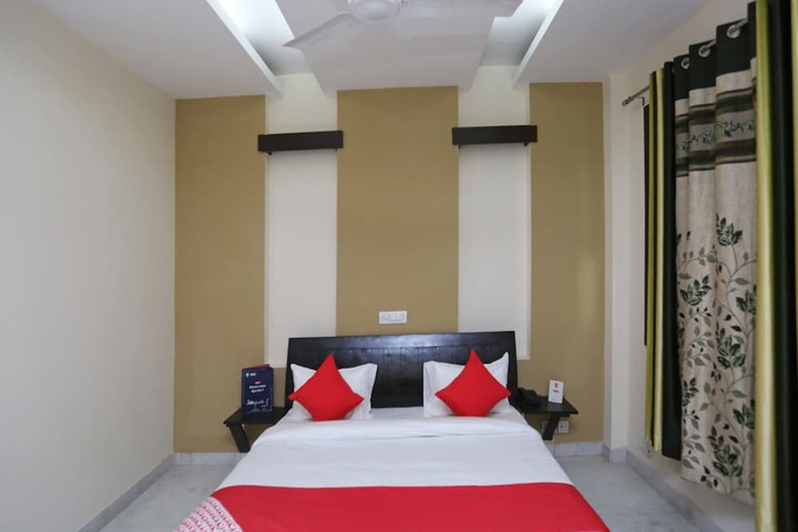 Room 17 of 20