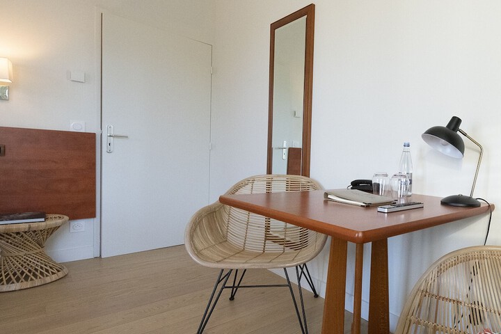 Room 20 of 85