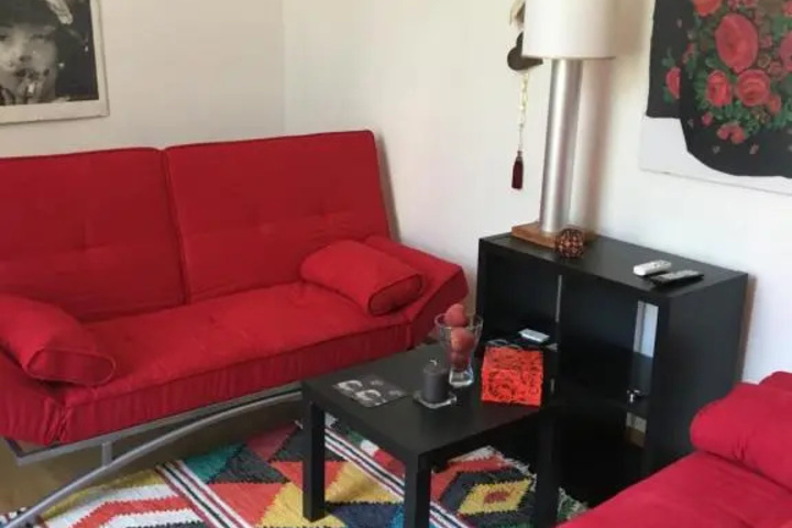 Room 4 of 20