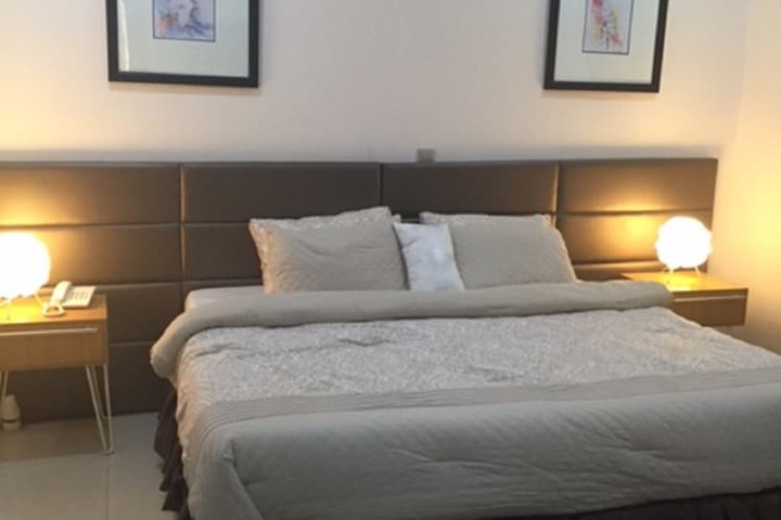 Room 9 of 23