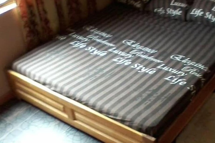 Room 4 of 29