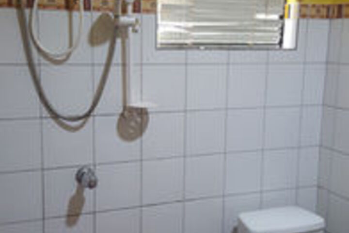 Room 2 of 28
