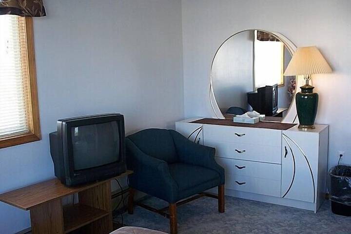 Room 23 of 32