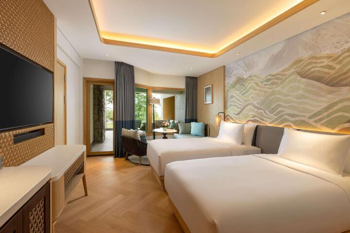 Room 2 of 78