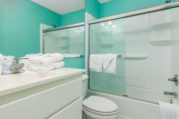 Room 12 of 64