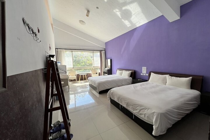 Room 13 of 29