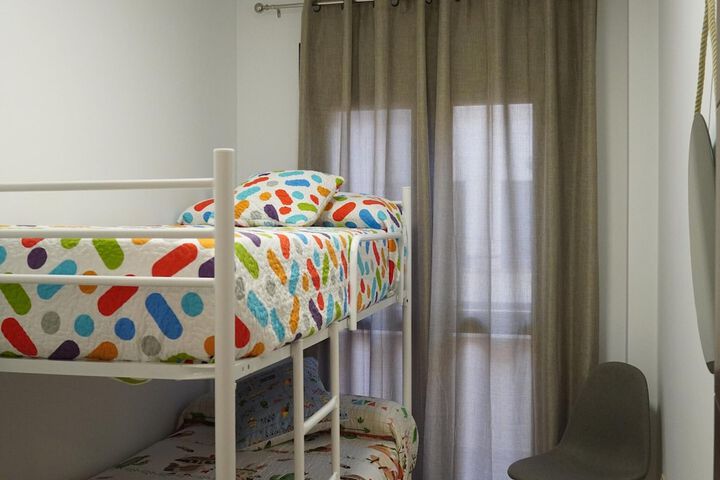 Room 2 of 36