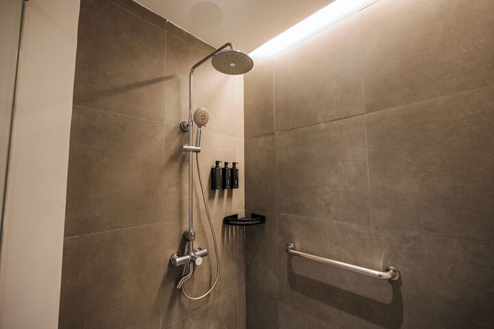 Room 56 of 65