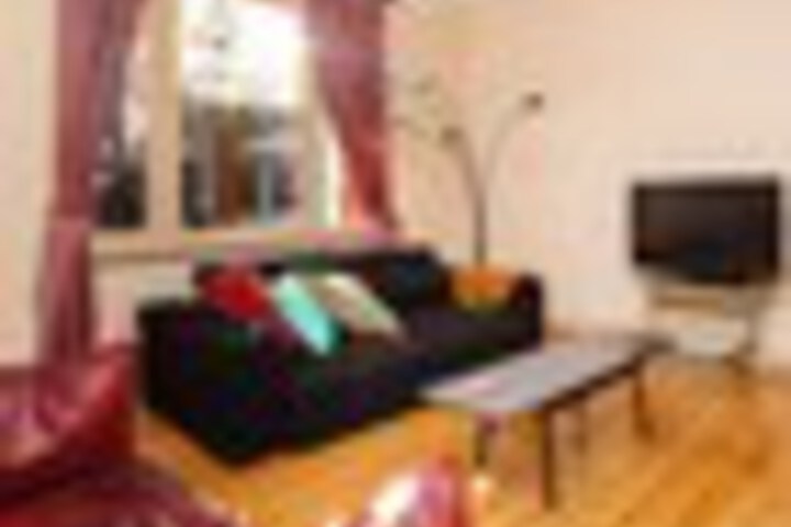 Room 65 of 93