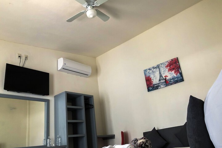 Room 11 of 62