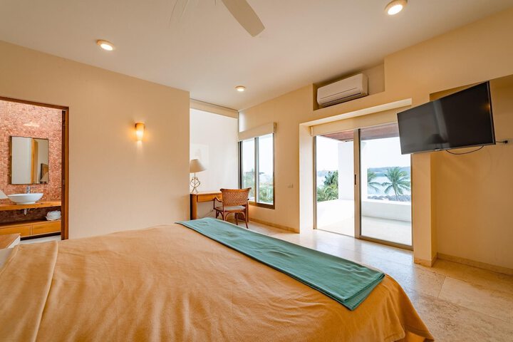 Room 6 of 60