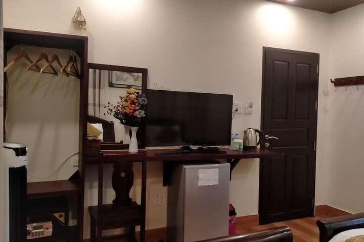 Room 19 of 30