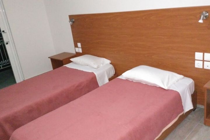 Room 6 of 41