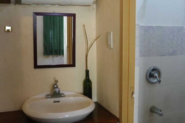 Room 10 of 22