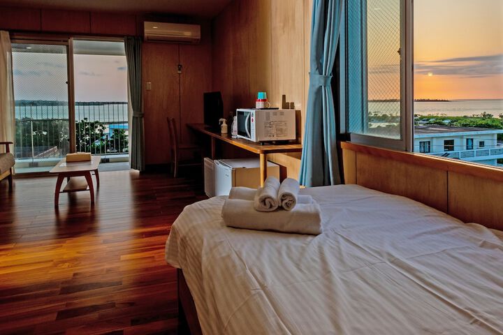 Room 10 of 56