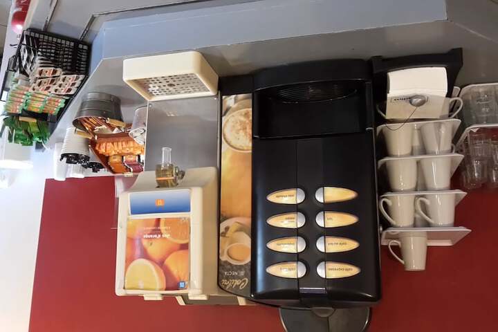 Breakfast/Coffee Service 18 of 22