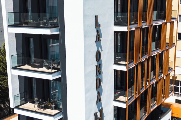 La Onda Hotel