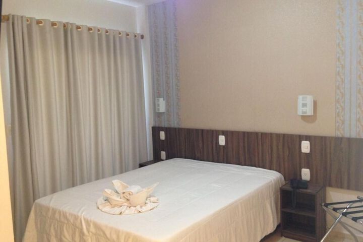 Room 43 of 48