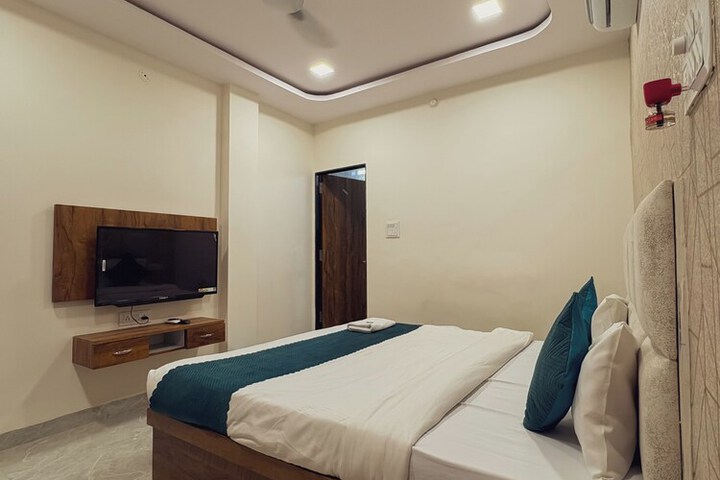 Room 14 of 55