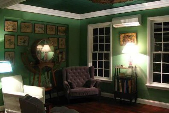 Room 5 of 16