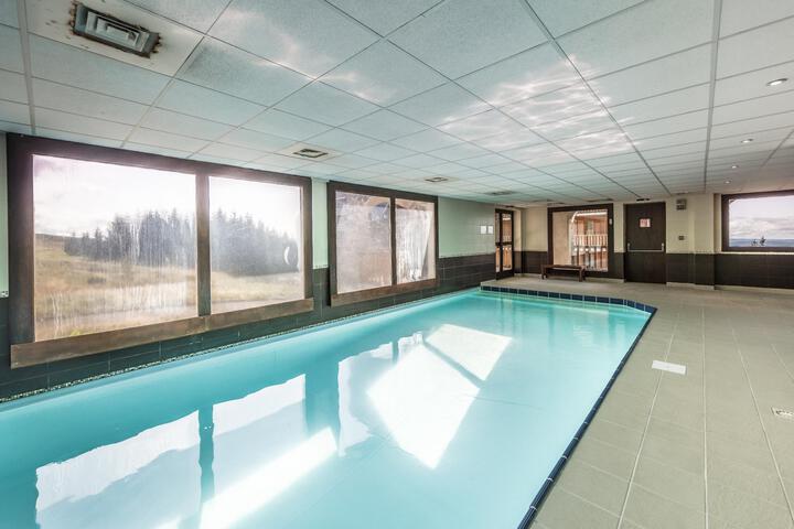 Pool 5 of 10