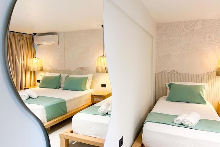 Room 21 of 50