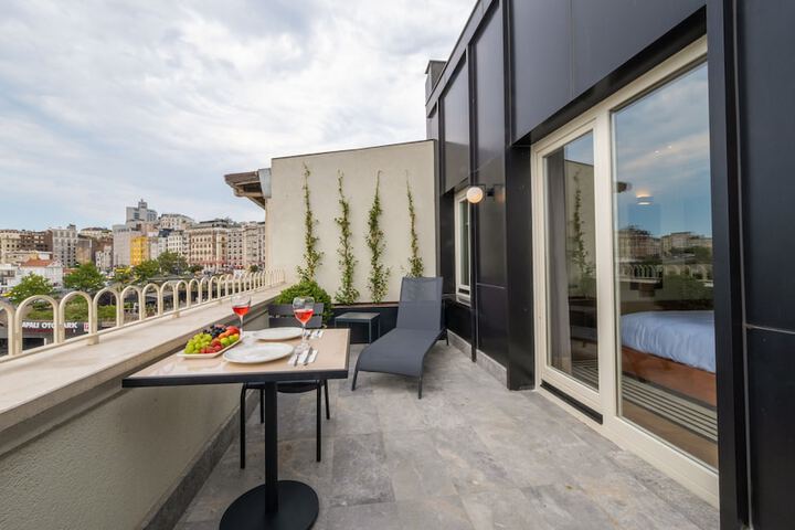Terrace/Patio 49 of 113