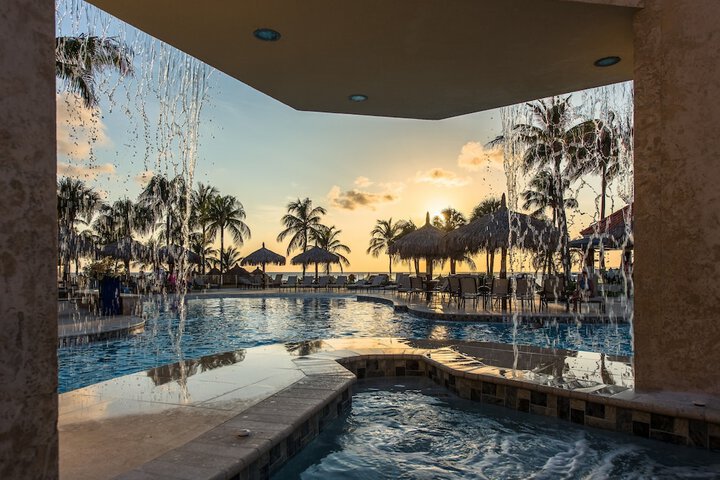 Pools & Facilities