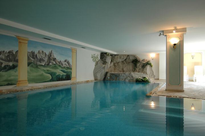 Hotel with Pool