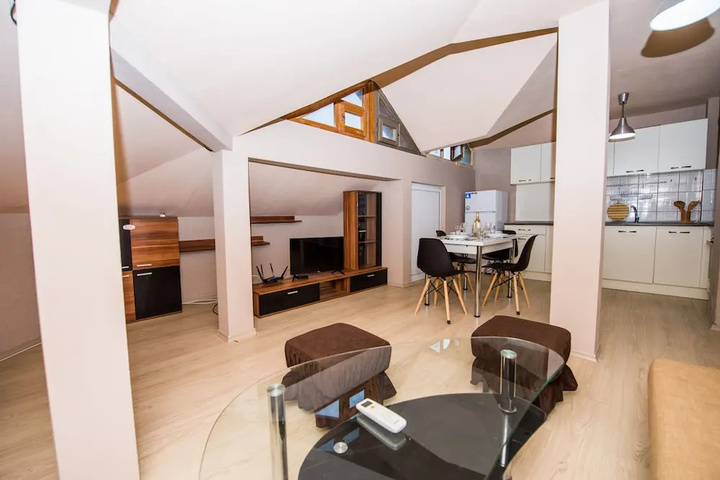 Room 2 of 12