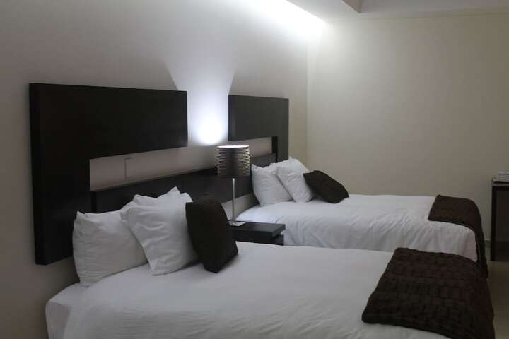 Room 18 of 85