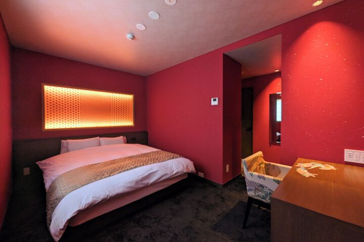 Room 11 of 138