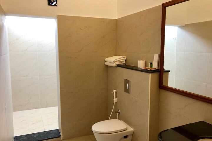 Room 14 of 49