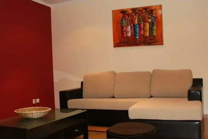 Room 8 of 20