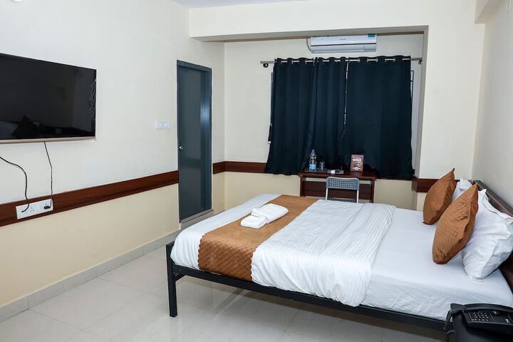 Room 8 of 37