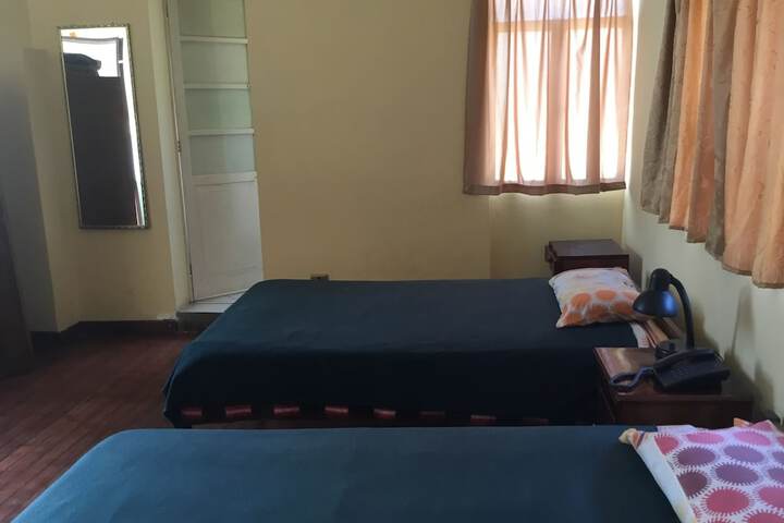 Room 13 of 41