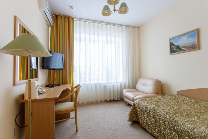 Room 15 of 82